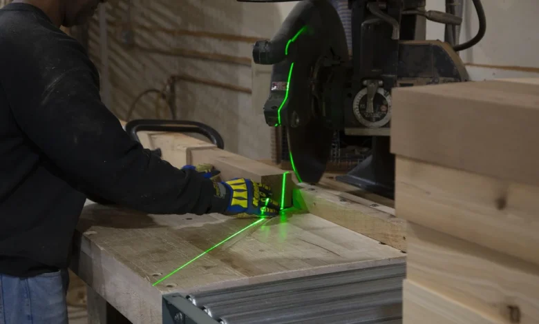 3054904 Saw Laser