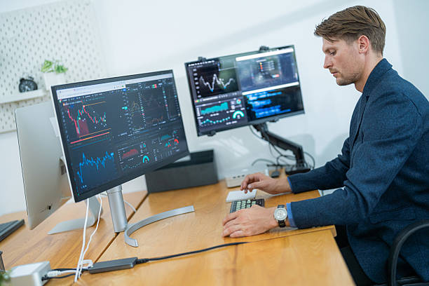 Expert Stock Market Forecast for 2025: NVIDIA, Alibaba, and Growth Sectors